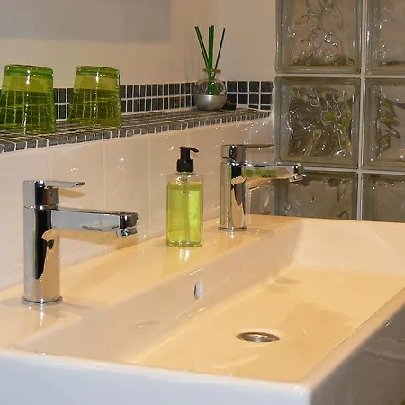 Dinter Bed & Breakfast Valkenswaard